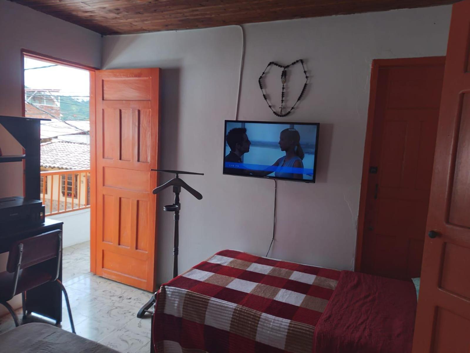 Хостел Casa De La Abuela Хардин Экстерьер фото